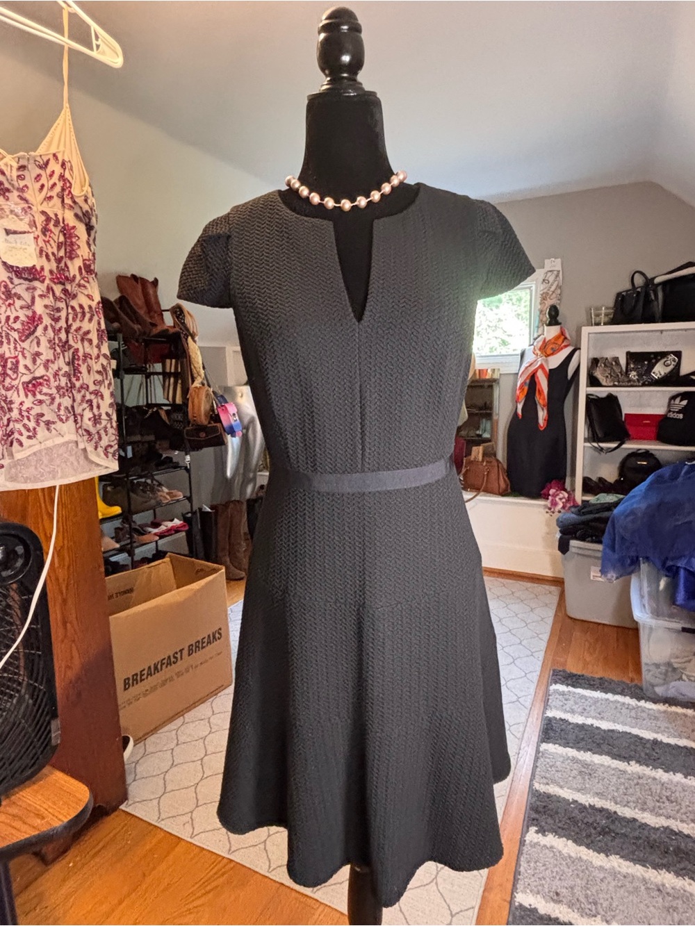 Rebecca Taylor Black Textured Fit & Flare Dress Sz 4 Classic Little Black Dress - Picture 2 of 8